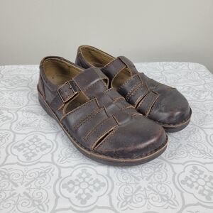 BIRKENSTOCK Brown Leather Fisherman Closed Toe Buckled Sandals Size 39